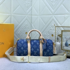 Louis Vuitton Speedy Bags